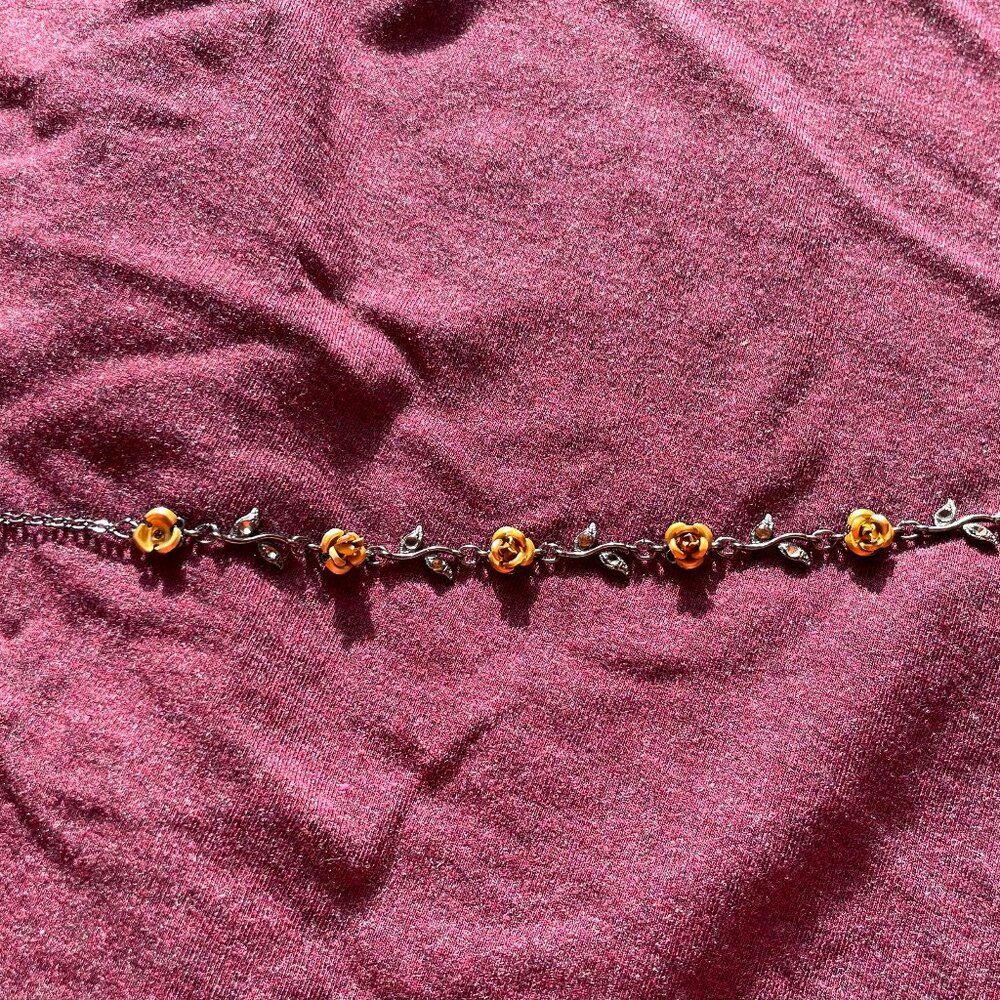 Metal flower Necklace